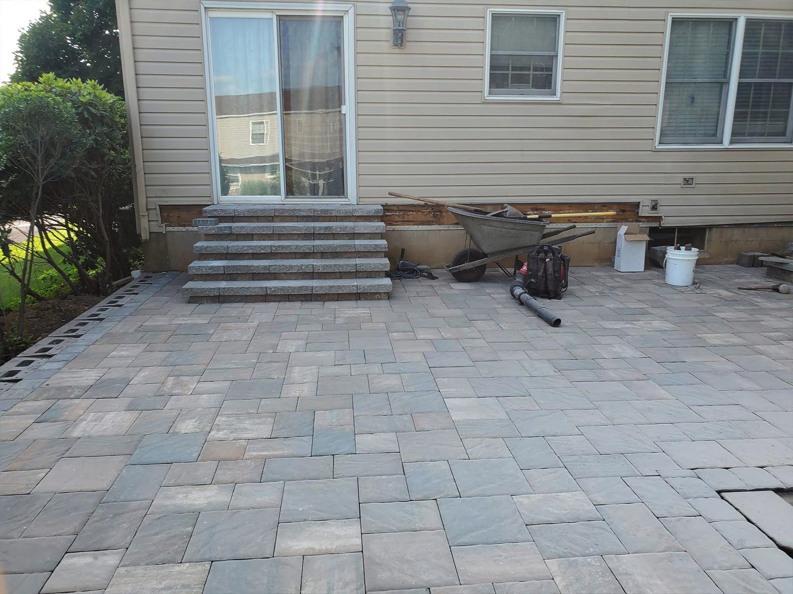 summer-hardscape-maintenance-tips-for-long-lasting-beauty-7